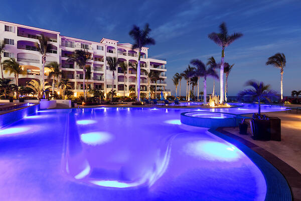 Los Cabos Tortuga Bay Wake up to the sound of the Sea of Cortez at Tortuga Bay, a move-in-ready beachfront community in the heart of San Jose del Cabo. With owners already onsite and 60-day closings available, this is a rare opportunity to own a brand-new beachfront residence ready to enjoy immediately or place into a rental program. Residents enjoy resort-style amenities including pools, Jacuzzi spas, fitness center, pickleball courts, BBQ areas, and direct beach access within a secure gated community. Unit 3415 is a beautifully designed 2BR/2BA residence with over 1,600 sq.ft. of beachfront living, featuring open-concept living and dining areas, spacious bedrooms, premium finishes, and a large covered terrace ideal for enjoying ocean breezes and Cabo sunsets. – P. Malecon San Jose, San Jose del Cabo, BS