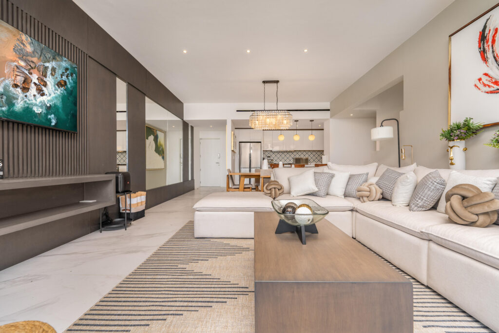Los Cabos Lumaria Experience effortless indoor-outdoor living in this brand-new, ground-level 2-bedroom, 2-bathroom condo featuring beautiful ocean and Arch – Cam. A Solaria Los Cabos, Cabo Corridor, BS