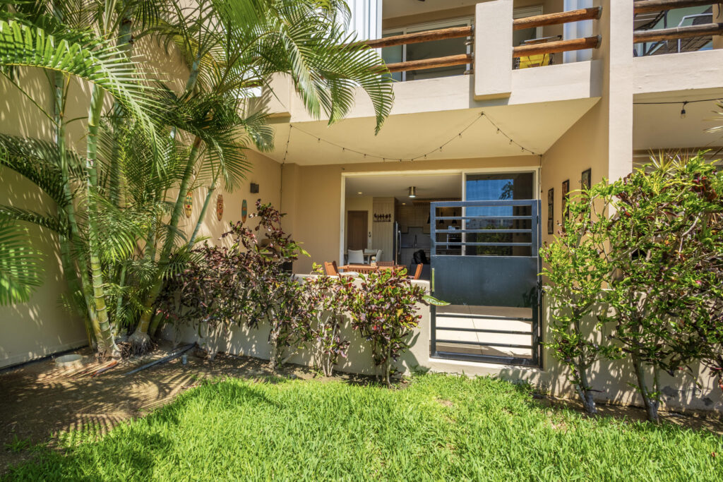 Los Cabos Vista Mare Condo for sale at Vista Mare, Cabo San Lucas, located on the second level with ocean and mountain – Condo Hacienda, San Jose del Cabo, BS