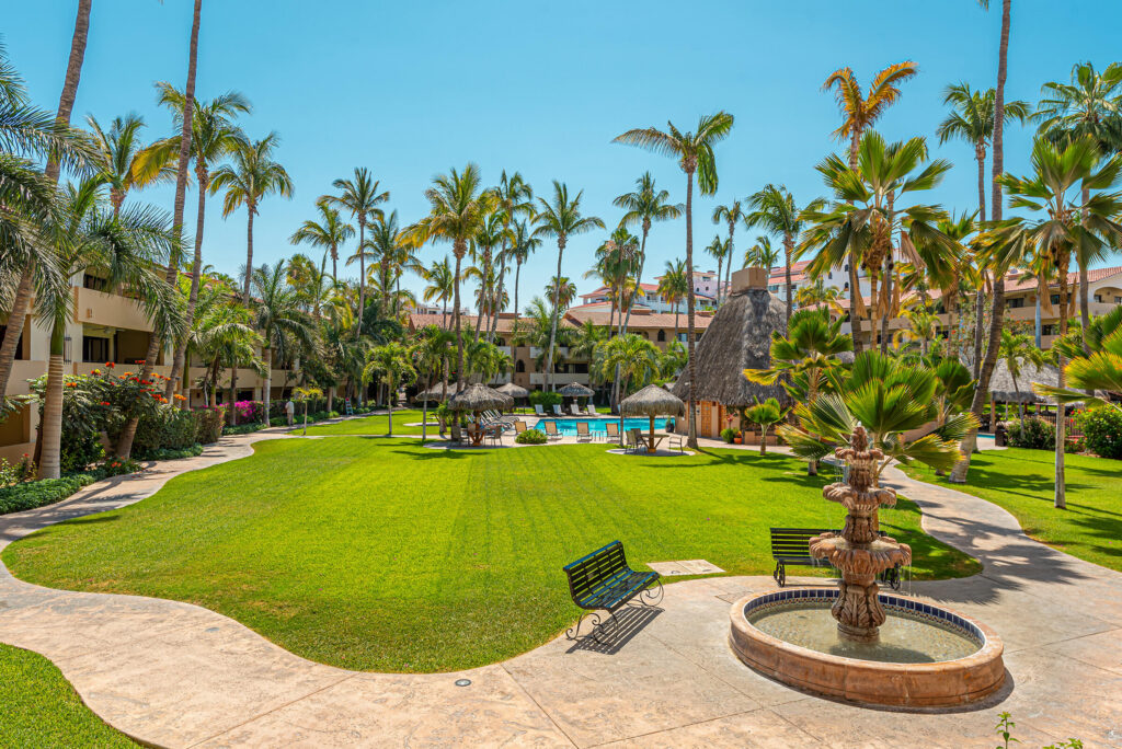 Los Cabos Vista Mare Condo for sale at Vista Mare, Cabo San Lucas, located on the third level within a private residential community in the Sunset area, one of Cabo's fastest-growing zones. Enjoy a peaceful setting just minutes from downtown, the Marina, restaurants, cafés, shops, supermarkets, and entertainment. This unit offers 111.15 m² total, including 97.65 m² of air-conditioned interior space and a 13.5 m² private terrace. It features 2 bedrooms, 2 full bathrooms, living and dining areas, an equipped kitchen, A/C, and 1 underground parking space. Vista Mare offers a gym, 2 pools, jacuzzi, and firepit social area. Ready for delivery. Price: – Montemar, Cabo San Lucas, Cabo San Lucas, BS